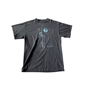 Vintage New York City Statue of Liberty Iridescent Print M Black T-shirt